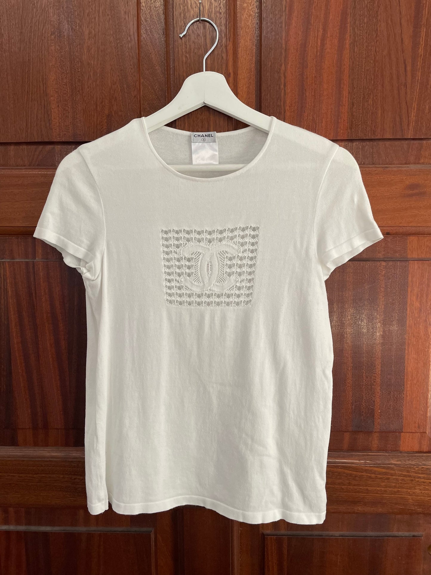Chanel - T-shirt - CC logo front - hvid - str. S/M