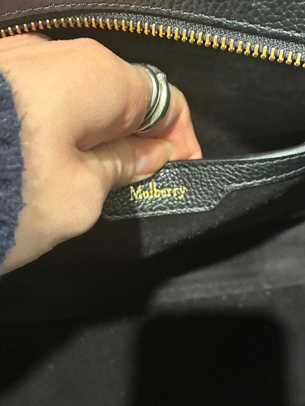 Mulberry Small Zipped Bayswater Satchel - Black Calfskin & Gold Hardware