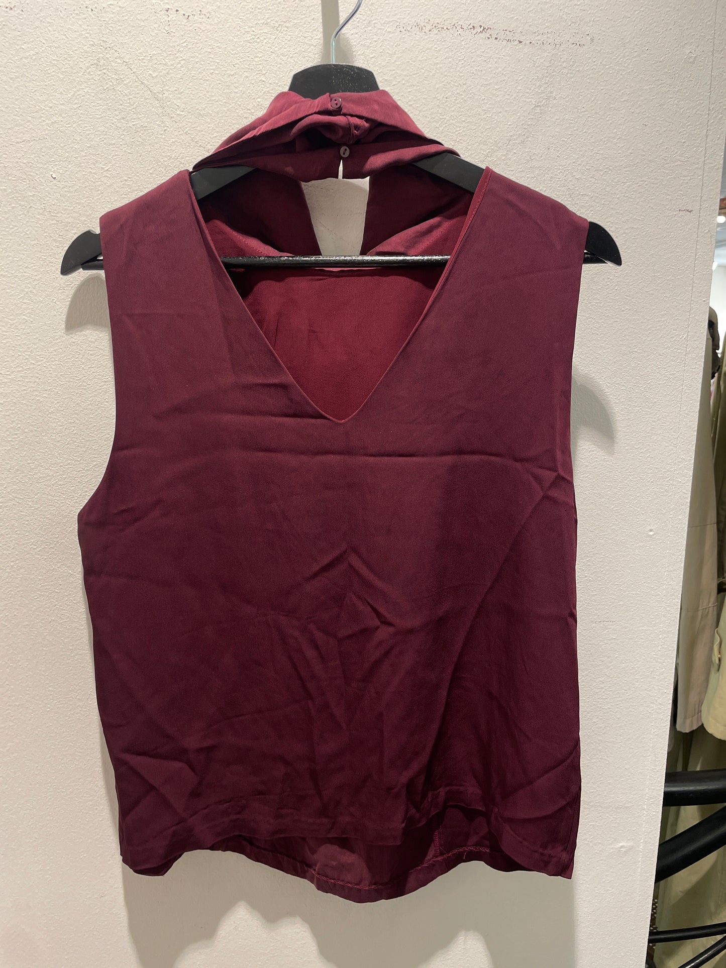 Burgundy Sleeveless Silk Top with Open Back - S