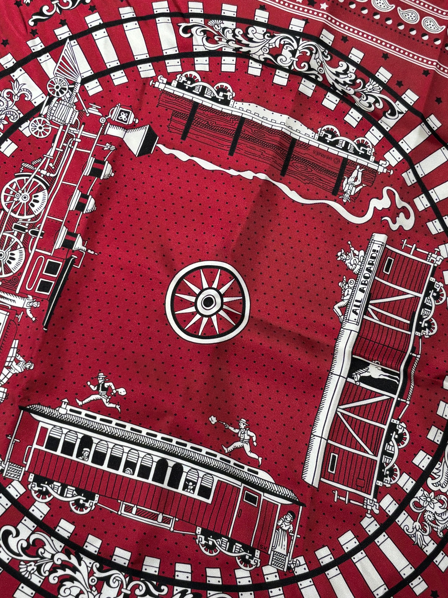 Hermés - Silk Scarf - Red & White