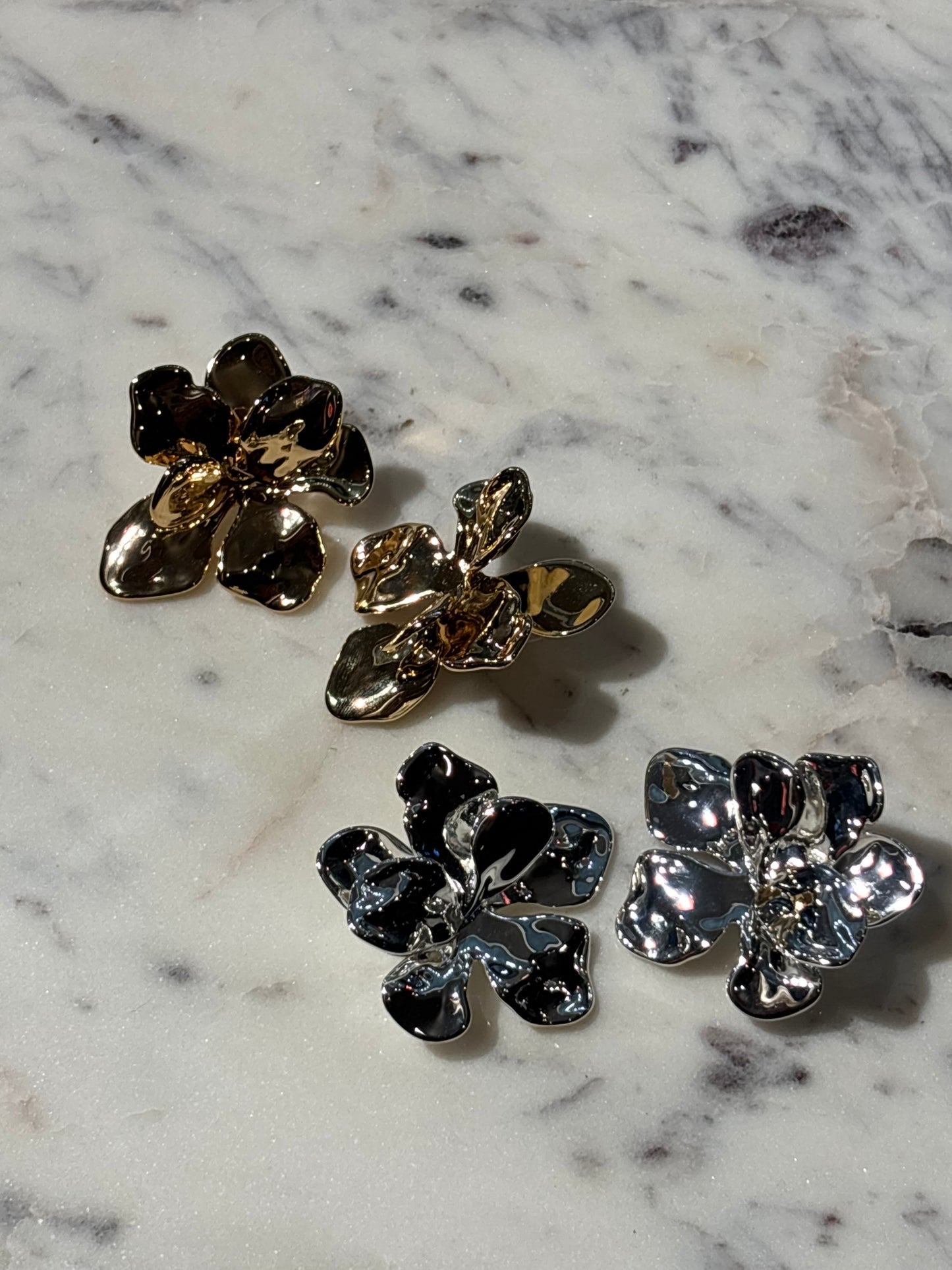 Pilgrim - Earrings - Gold Flowers - Medinas Wardrobe