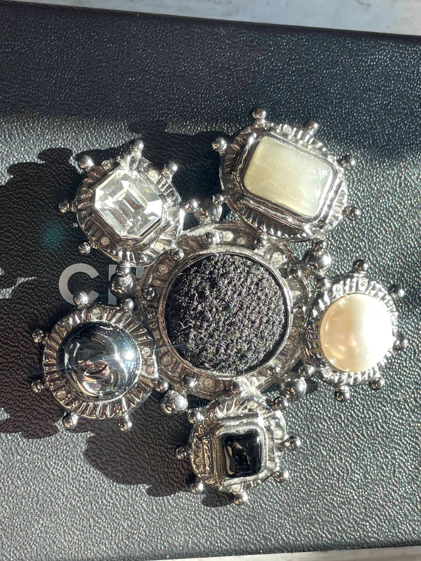 8 x 8 cm Broche - Chanel