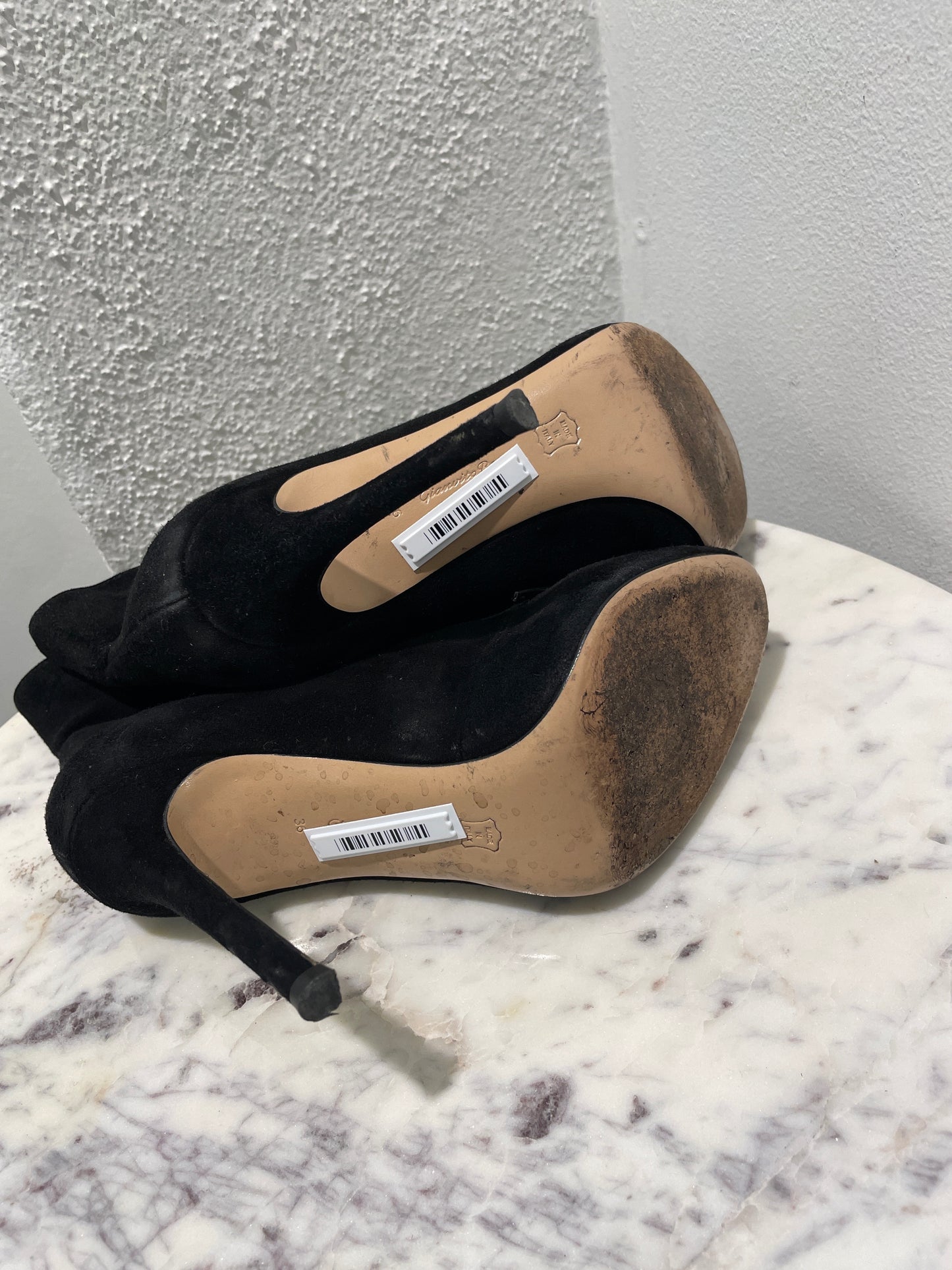 Gianvito Rossi Black Suede Lace-Up Peep-Toe Booties - 36