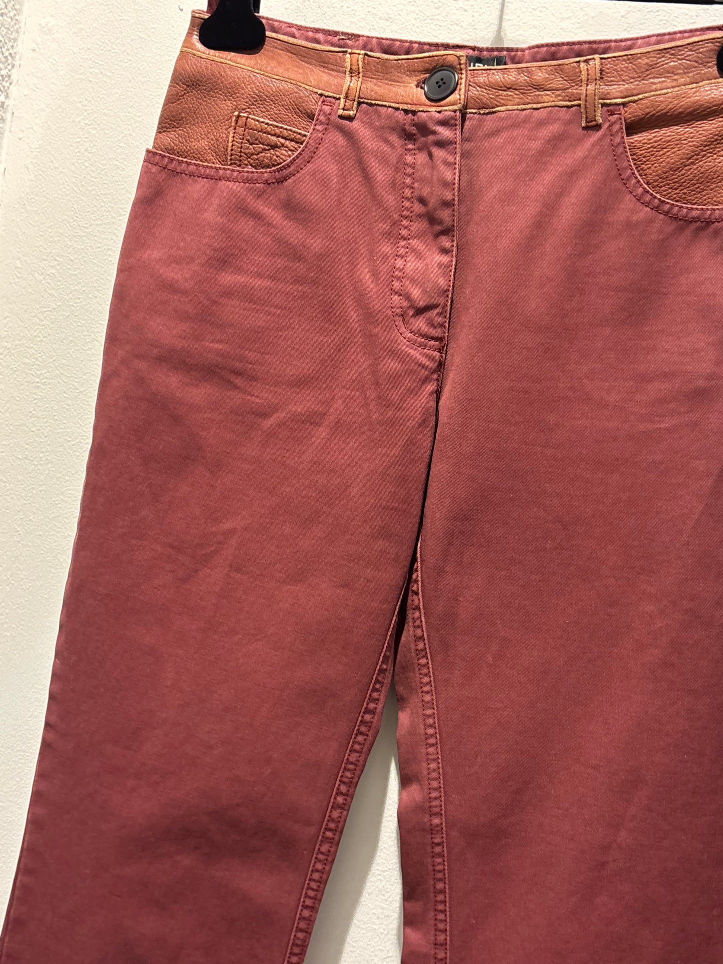 Chanel Jeans – Denim & Leather Trim in Bordeaux & Purple - EU 36
