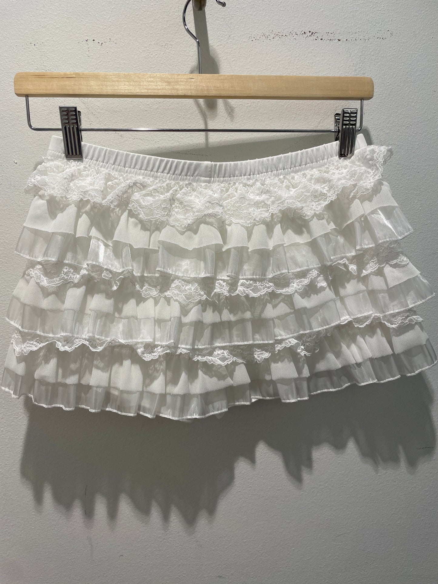 White Ruffled Lace Shorts - XS/S