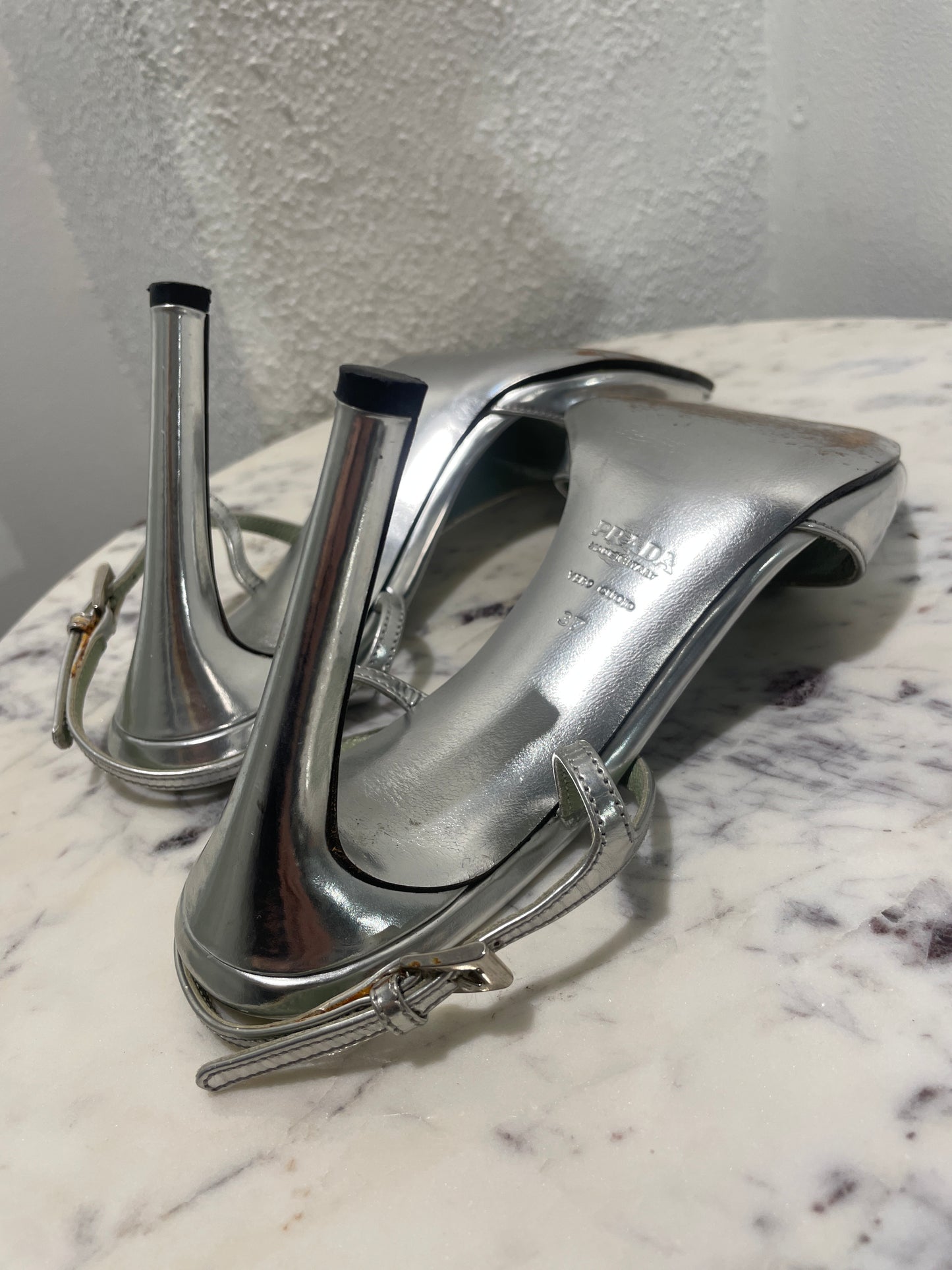 Vintage Prada Metallic Silver T-Strap Heeled Sandals - 37