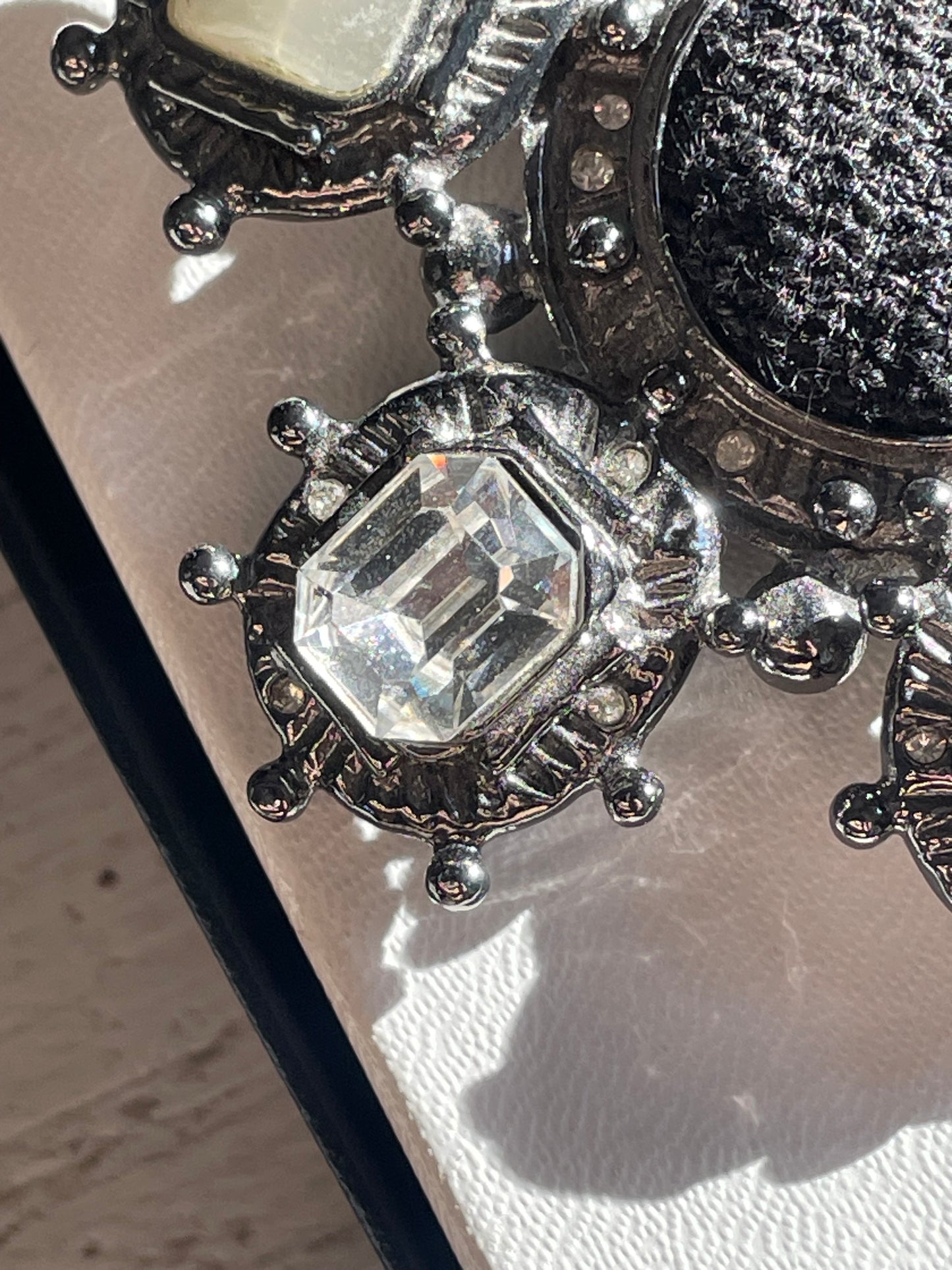 8 x 8 cm Broche - Chanel