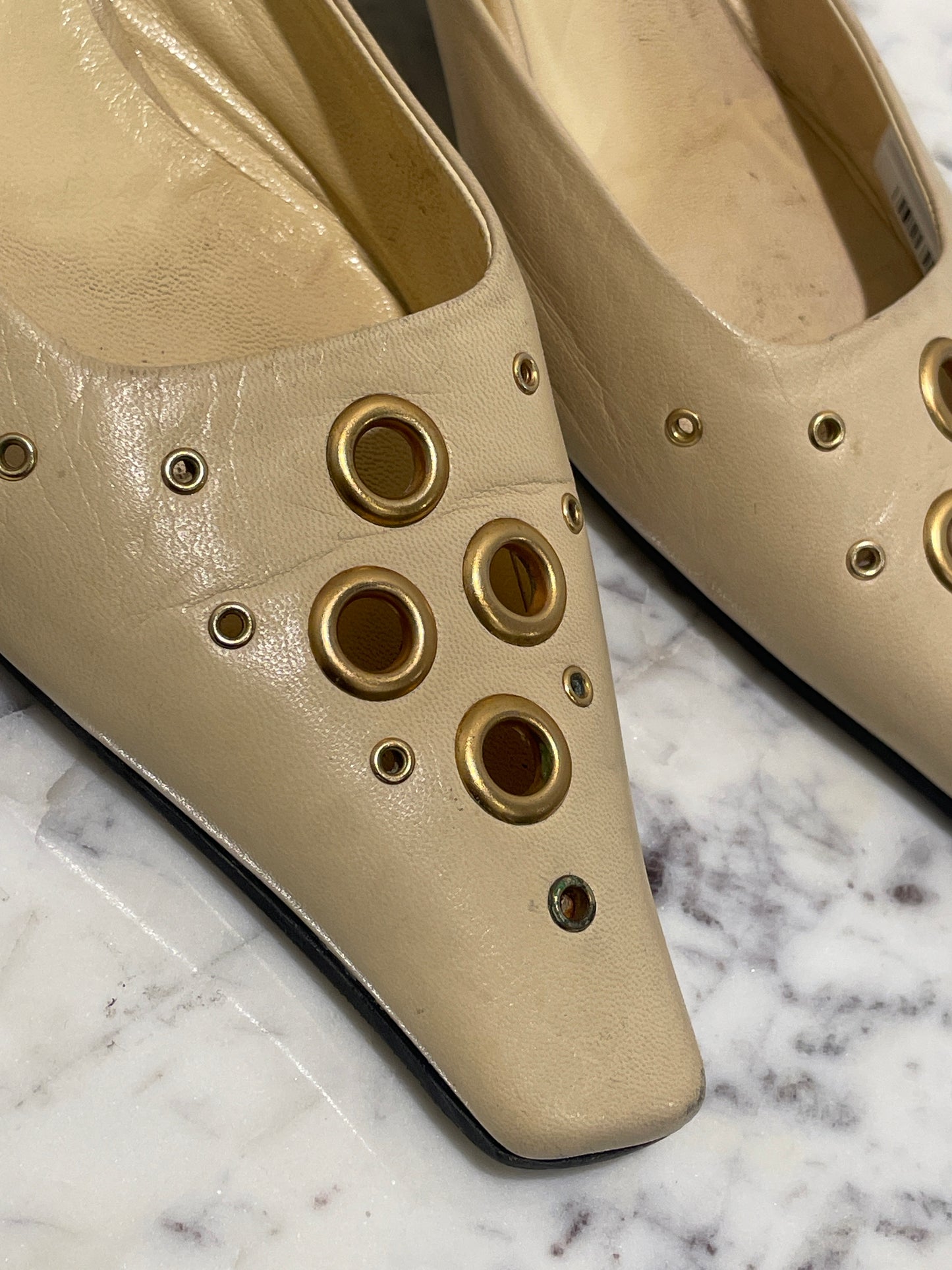 Vintage Prada Beige Leather Pointed-Toe Grommet Mules Kitten Heels – 38