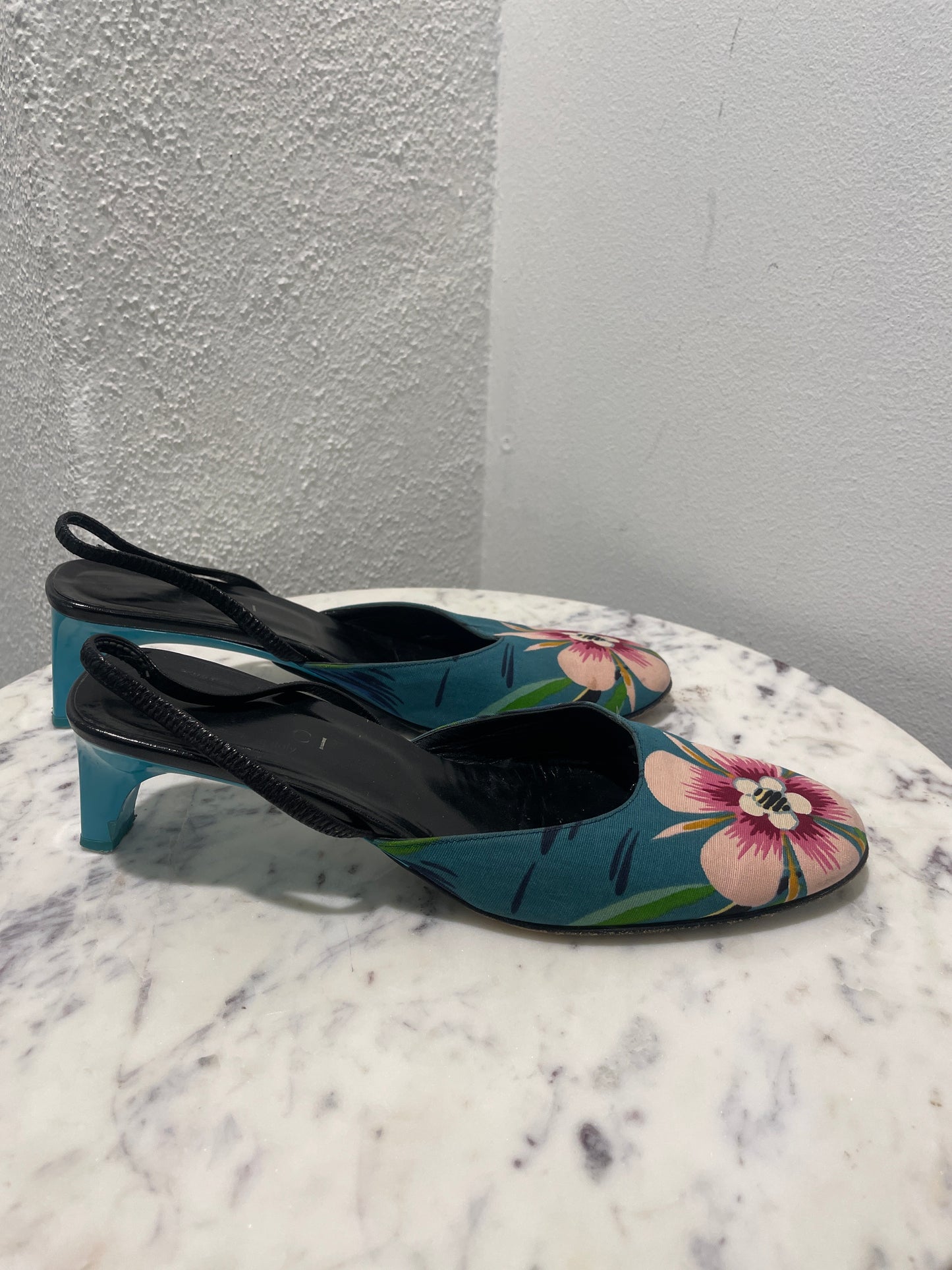 Gucci Vintage Floral Print Ribbed Slingback Mules - 38
