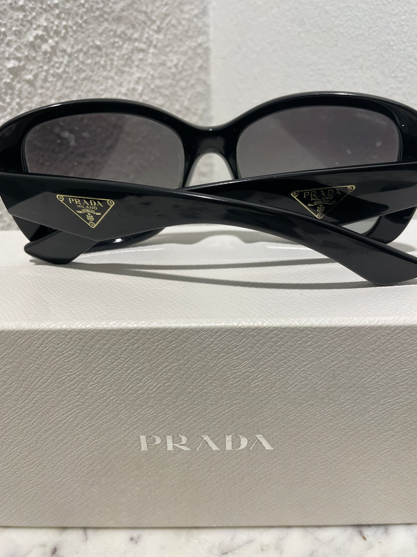 Prada Triangle Logo Sunglasses – One Size / Black