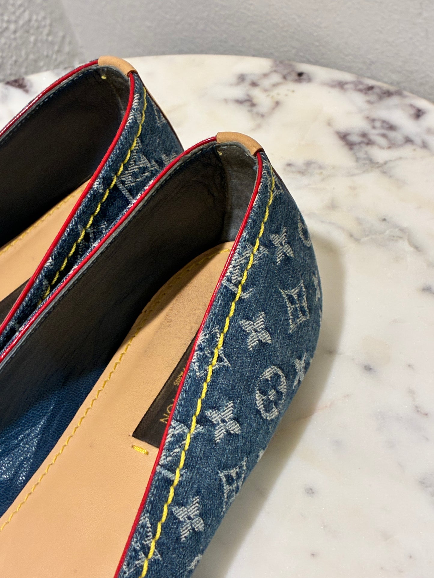 Louis Vuitton Ballerinas - Rare Monogram Denim & Iconic Leather Bows - EU 38,5 (38,5-39)