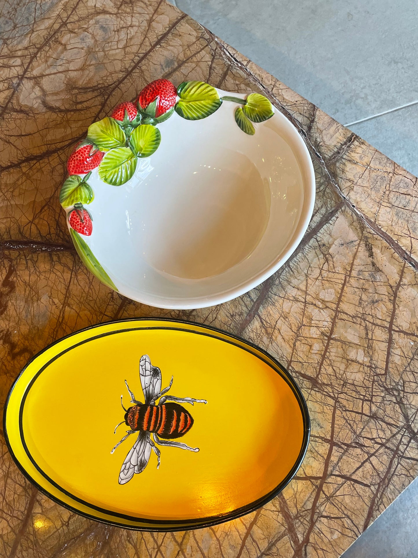 Stor skål med jordbær - Italiensk porcelæn