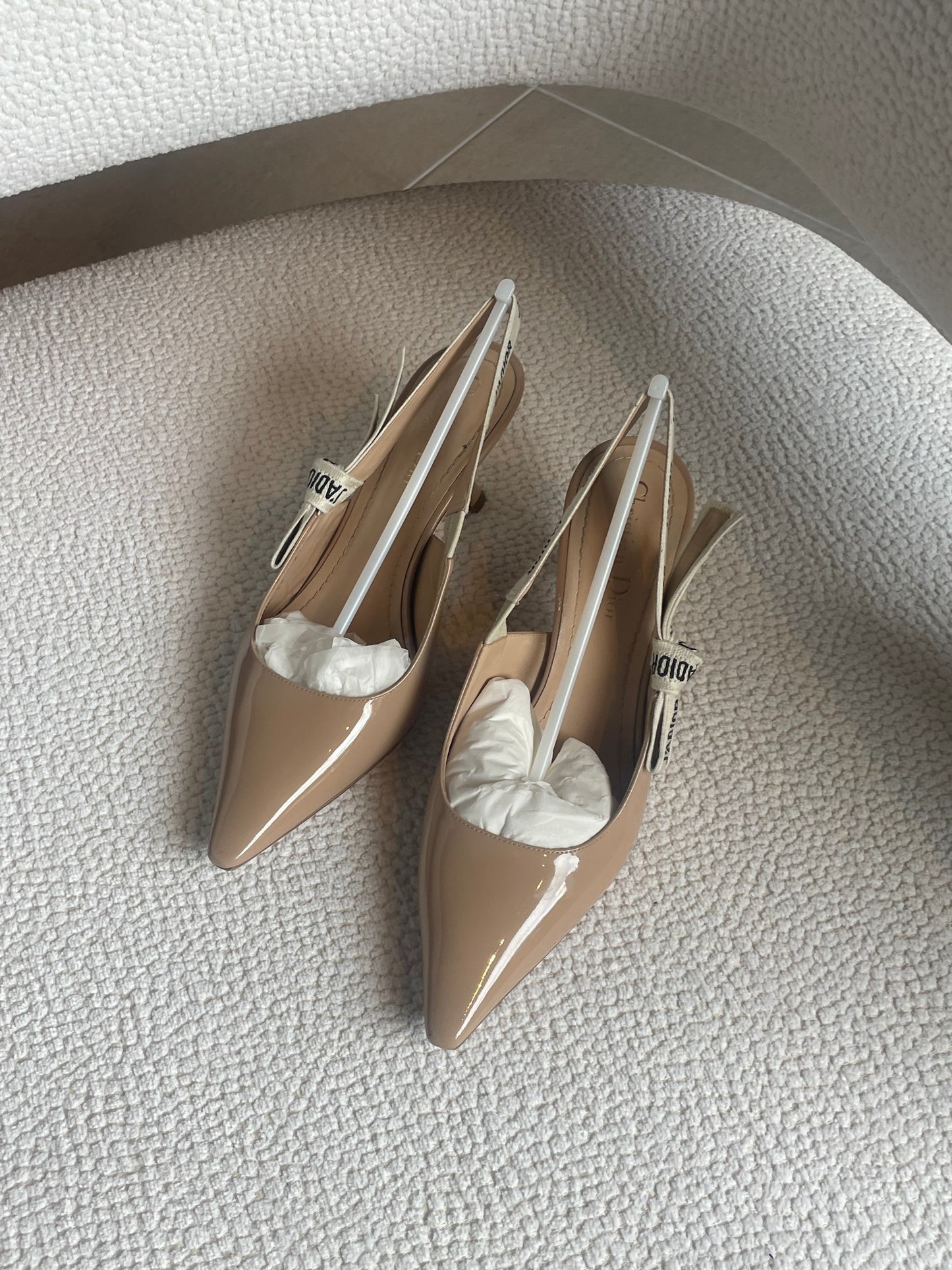 Dior - J’Adior slingback pump - Nude patentlæder - 38