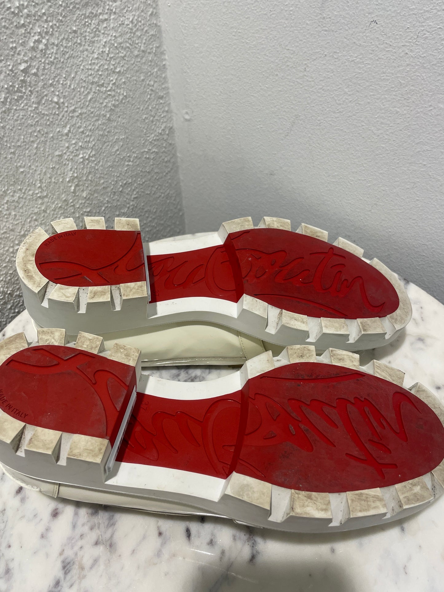 Christian Louboutin Lock Woody Leather Loafers - 37