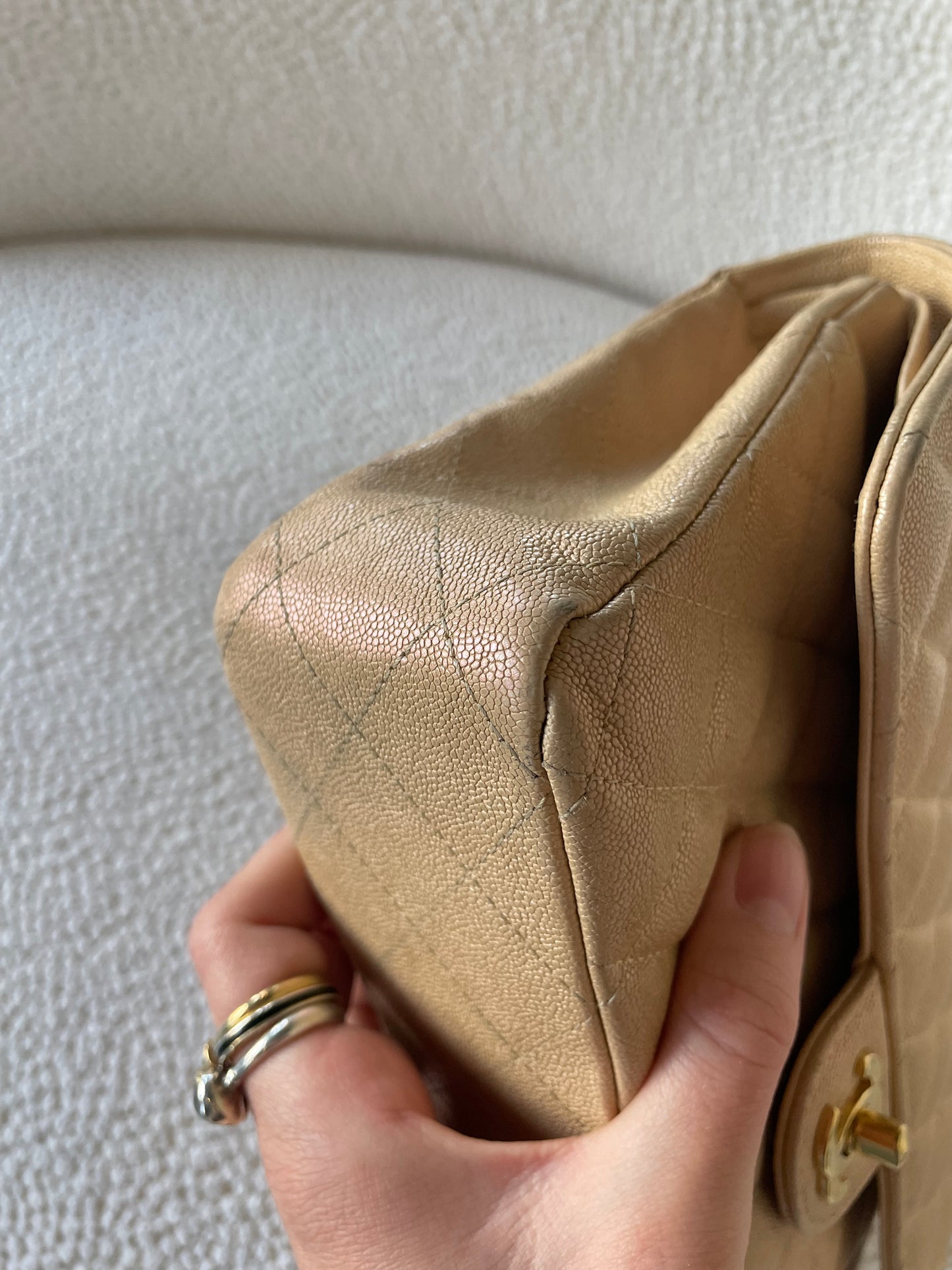 Chanel Classic Flap Bag - Medium - Limited Edition - Iridescent beige - Guld hardware