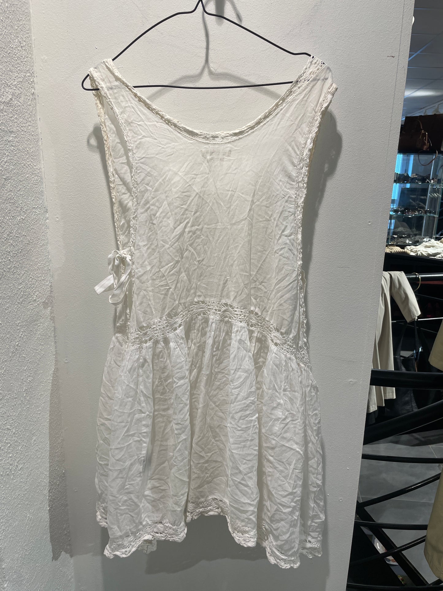 Isabel Marant Etoile - White dress w. laces - XS Oversized - Medinas Wardrobe