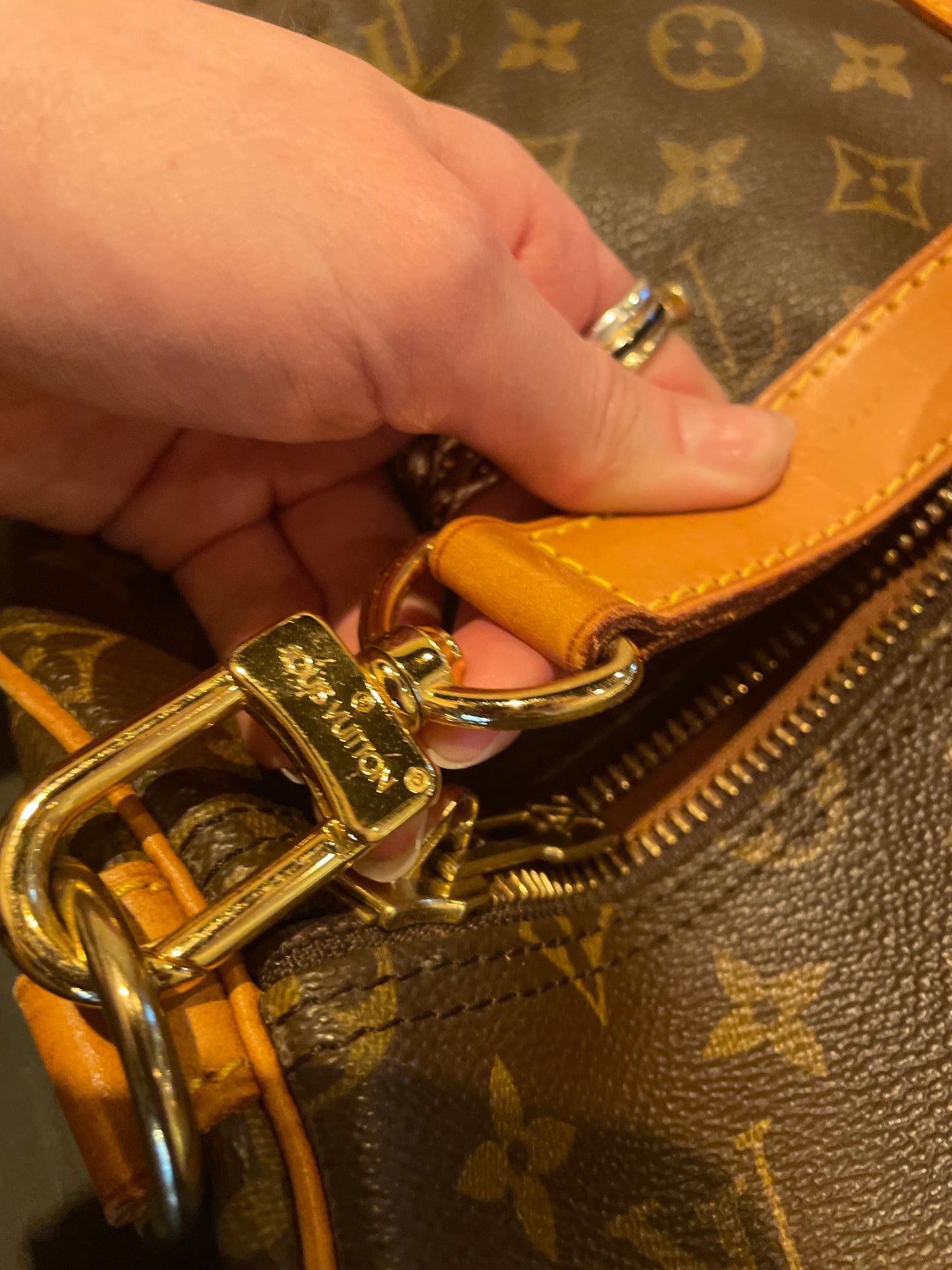 Louis Vuitton “Keepall Bandouliére” 55