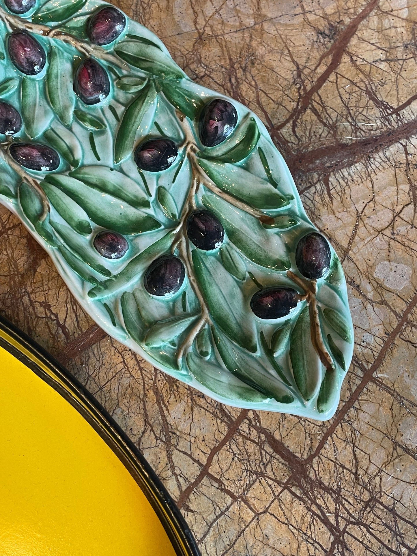 Oliven fad - Italiensk porcelæn