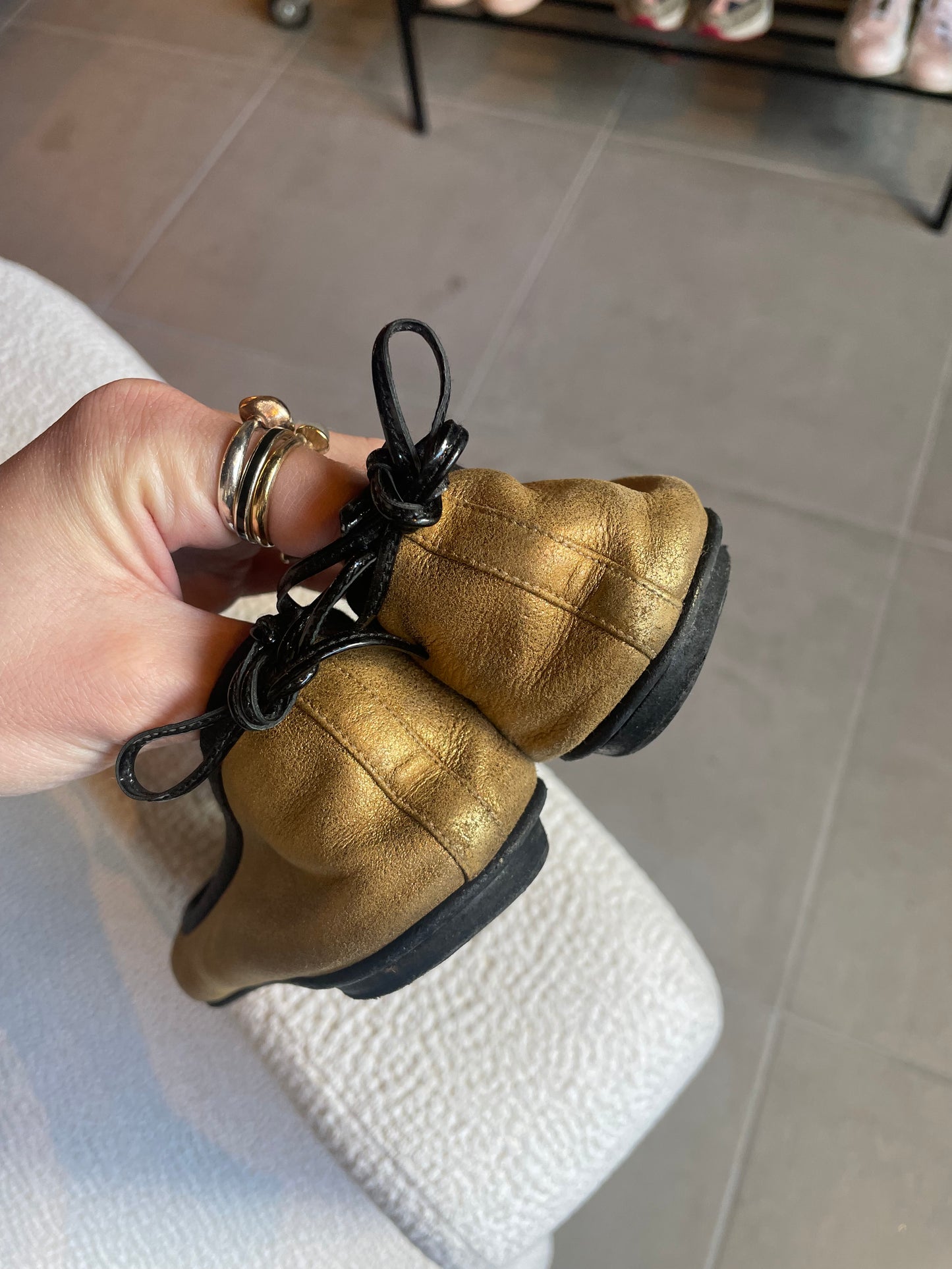 Chanel ballerina - Guld læder m. patentlæder snude - 38