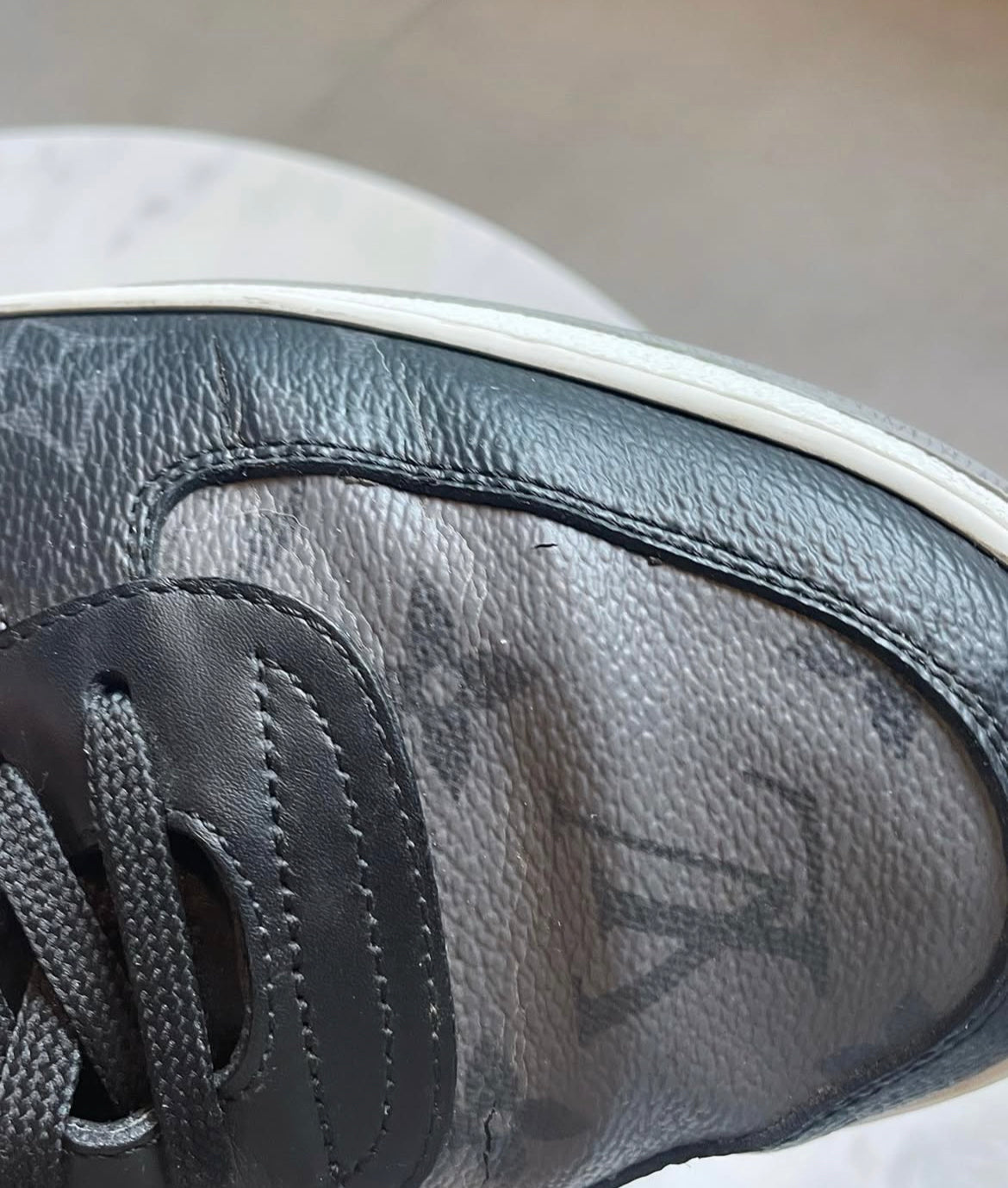 Louis Vuitton monogram sneaks - Herre - 43