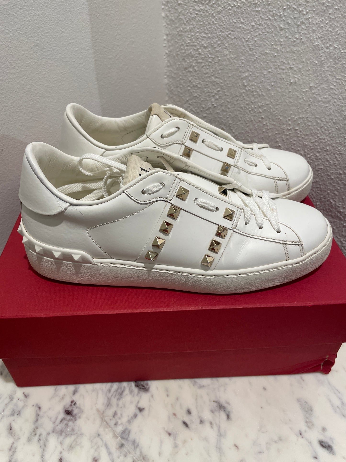 Valentino Rockstud Untitled Sneakers – Size 37.5