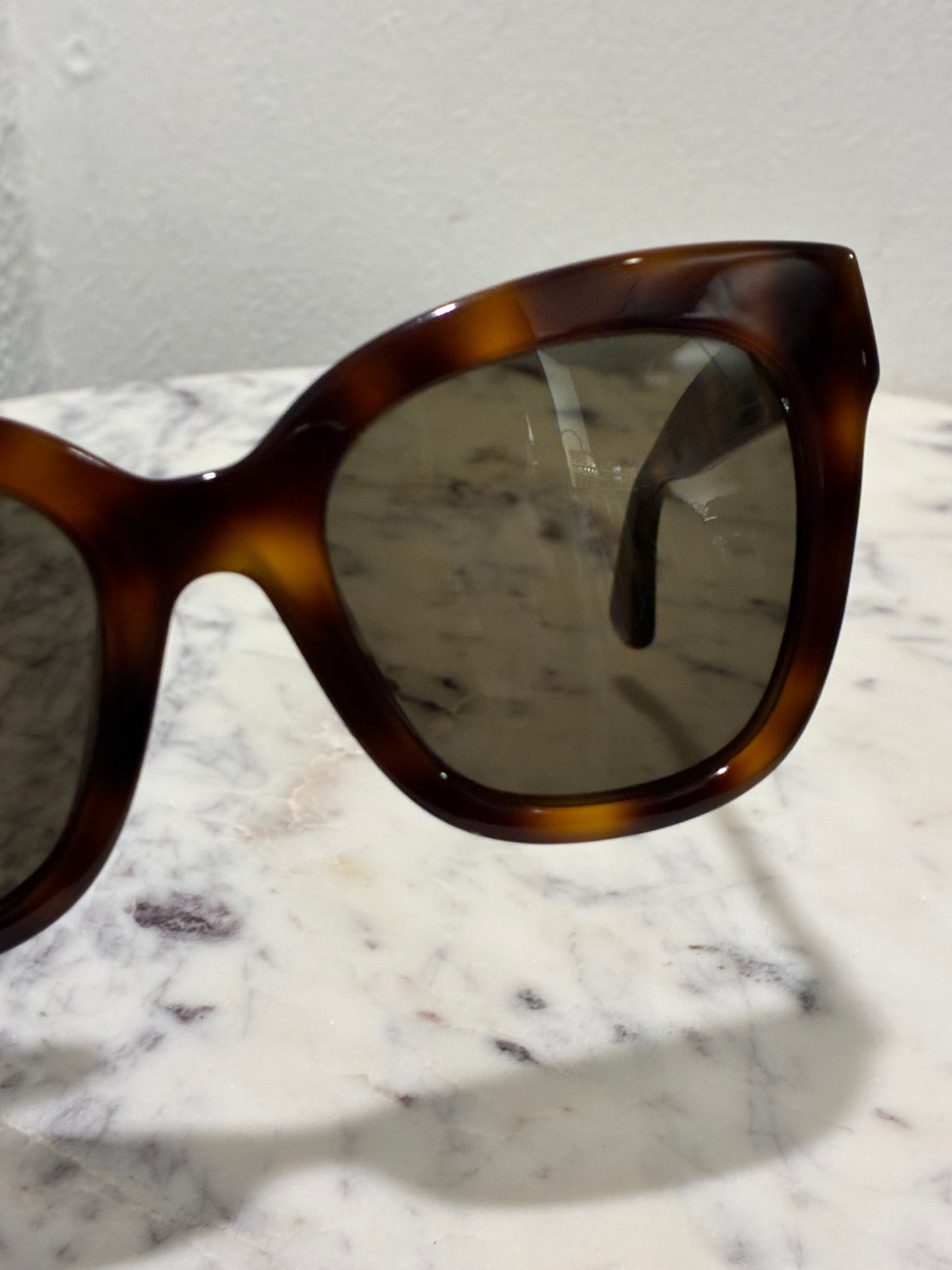 Gucci Sunglasses - Brown with Gold Logo