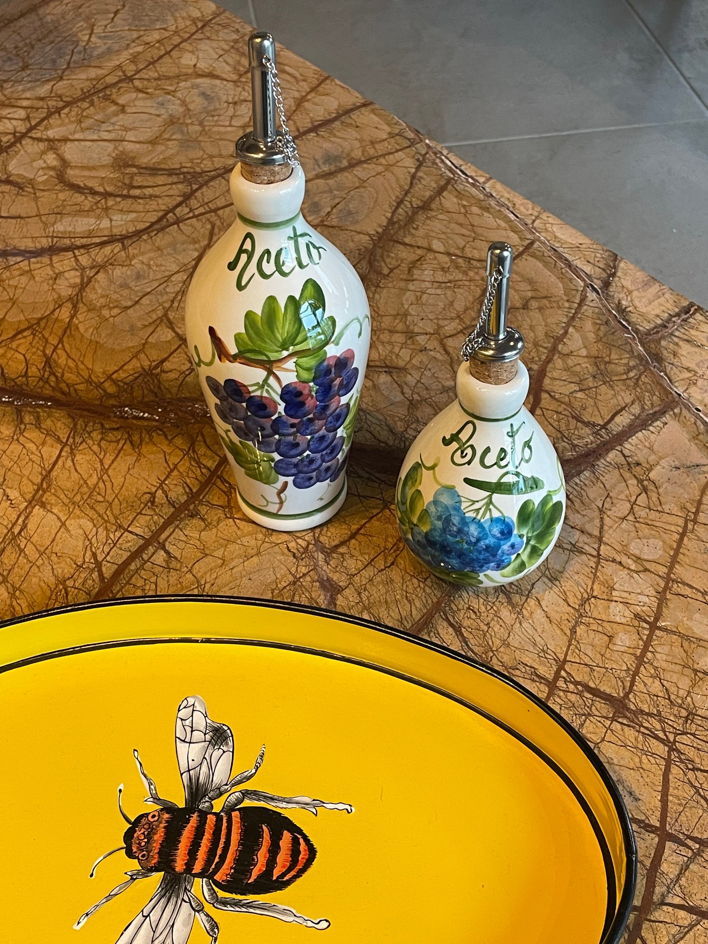 Stor olieflaske - Italiensk porcelæn
