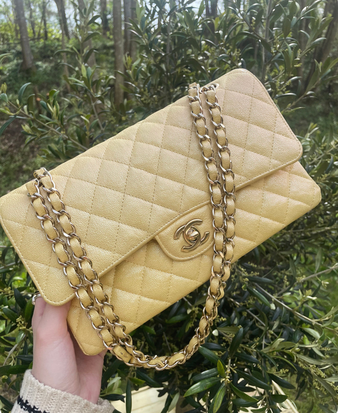 Chanel Classic Flap Bag - Medium - Limited Edition - Iridesent gul - Guld hardware