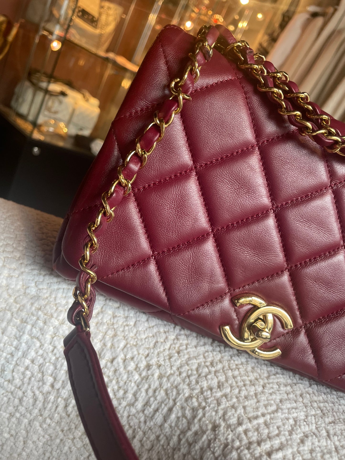 Chanel taske - Bordeaux Lammeskind - Guld hardware - 2022