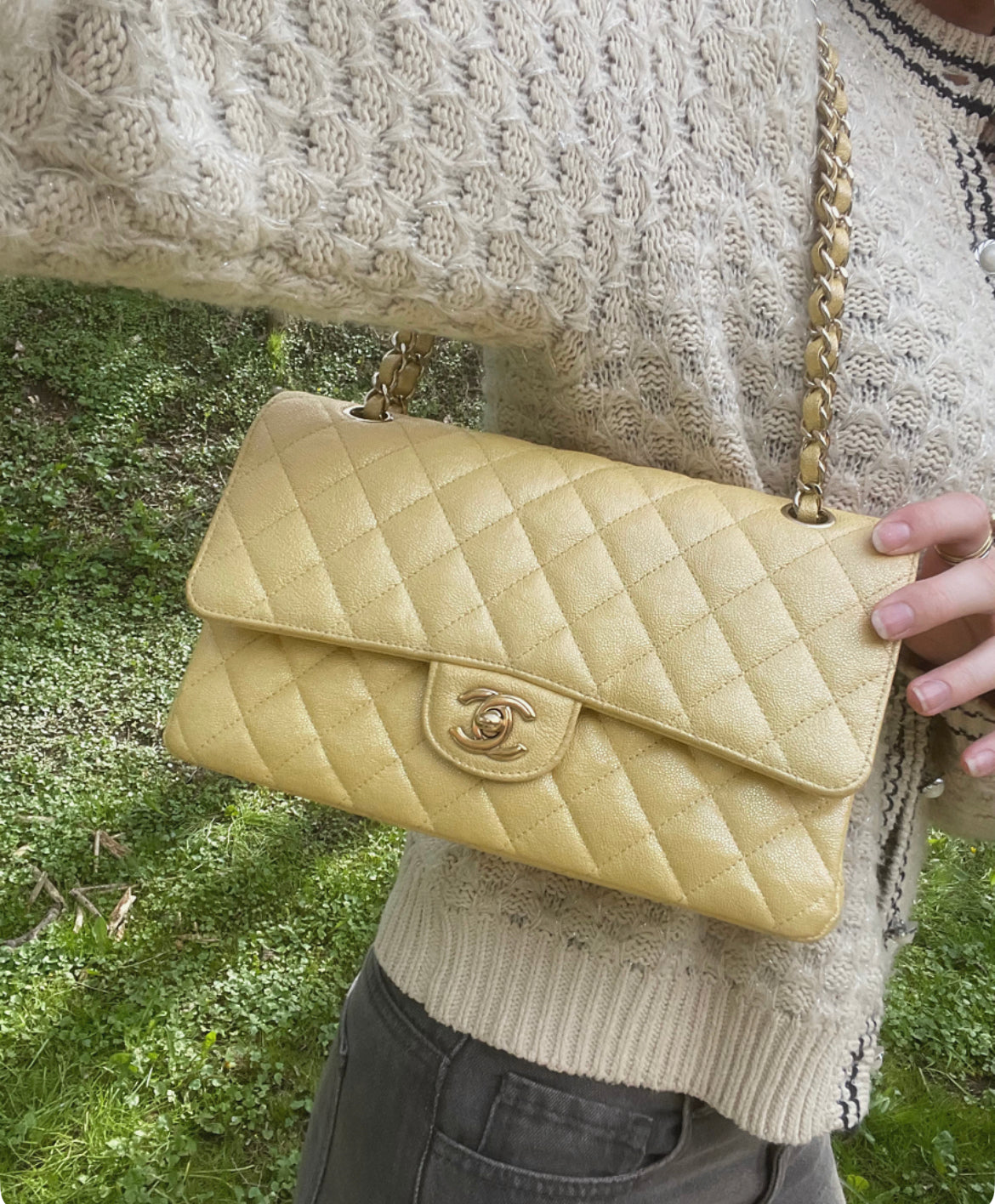 Chanel Classic Flap Bag - Medium - Limited Edition - Iridesent gul - Guld hardware