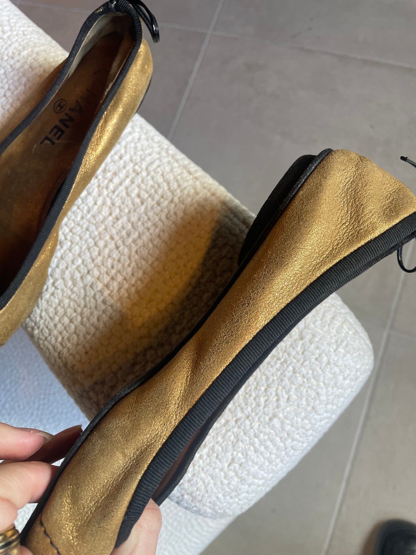 Chanel ballerina - Guld læder m. patentlæder snude - 38
