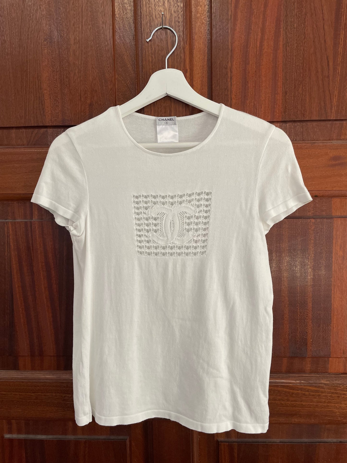 Chanel - T-shirt - CC logo front - hvid - str. S/M