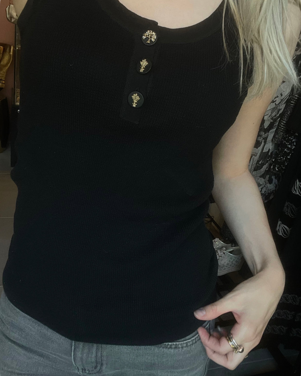 Chanel - Top m. logo knapper - S & M
