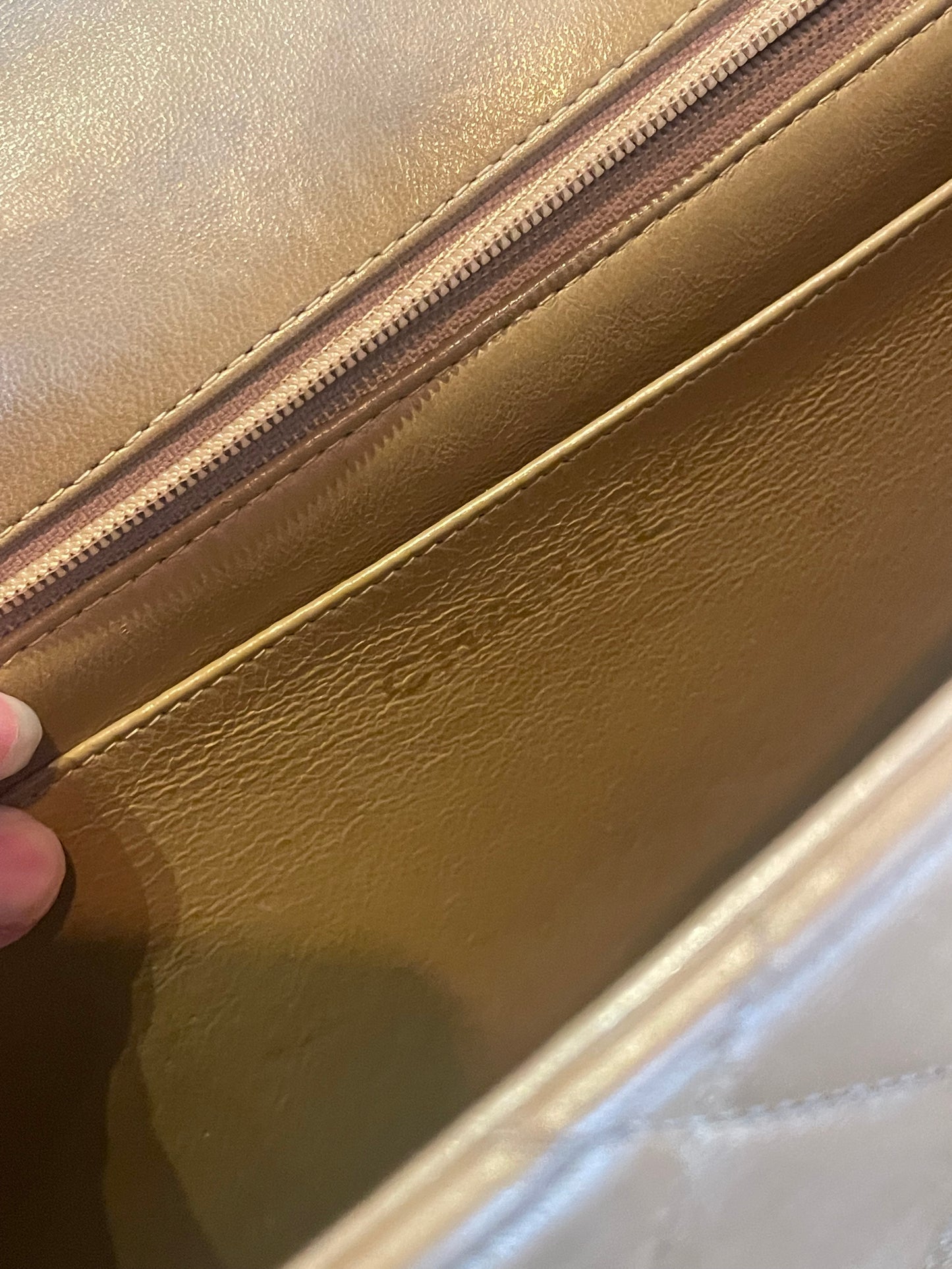 Vintage Chanel Single Flap Bag - Jumbo - Camel - 24k Guld hardware