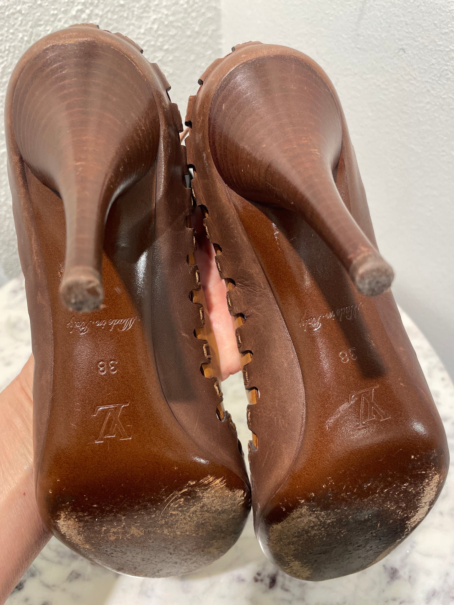 Louis Vuitton Tan Suede & Brown Leather Woven Detail Peep-Toe Heels - 38