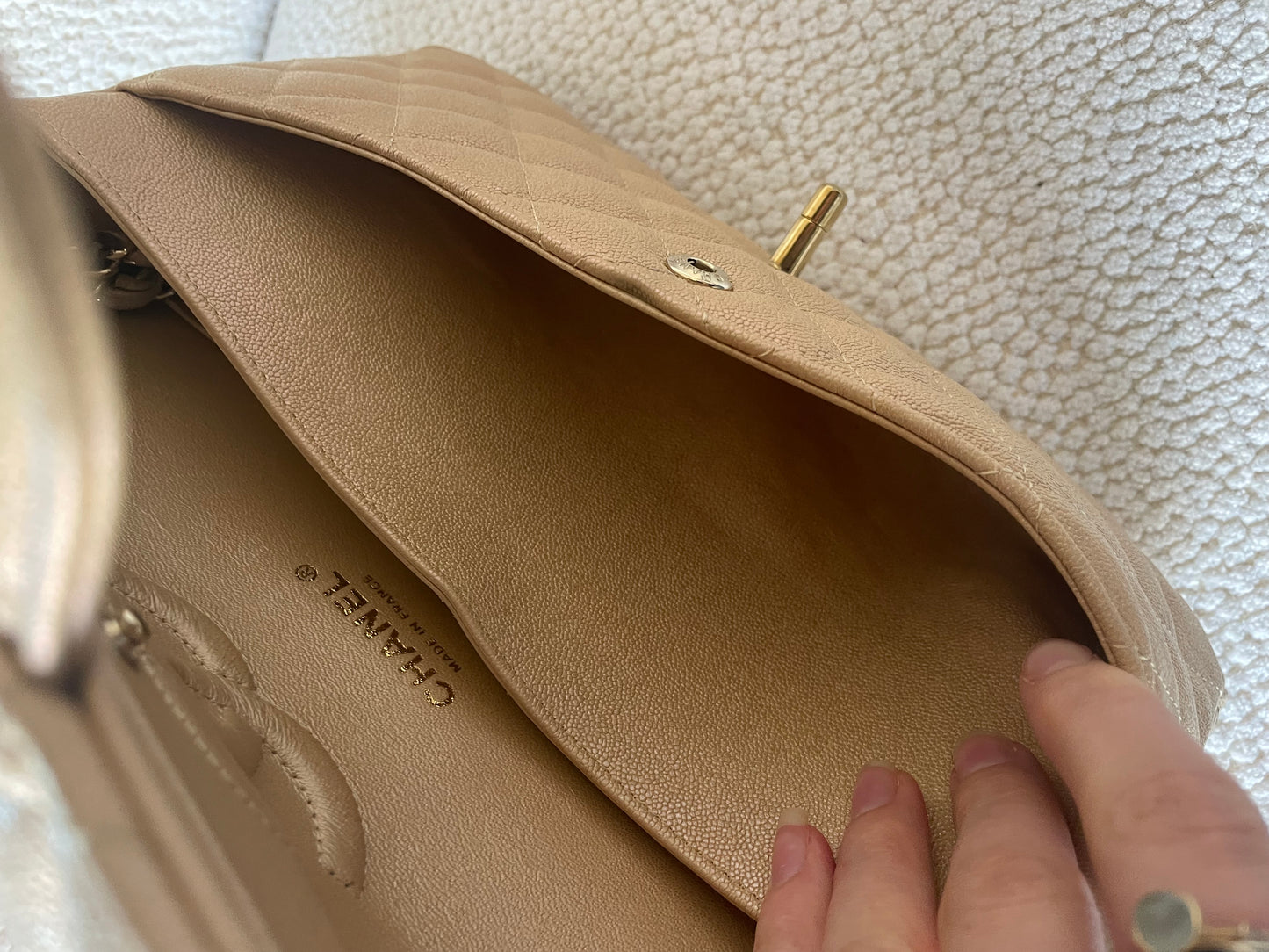 Chanel Classic Flap Bag - Medium - Limited Edition - Iridescent beige - Guld hardware