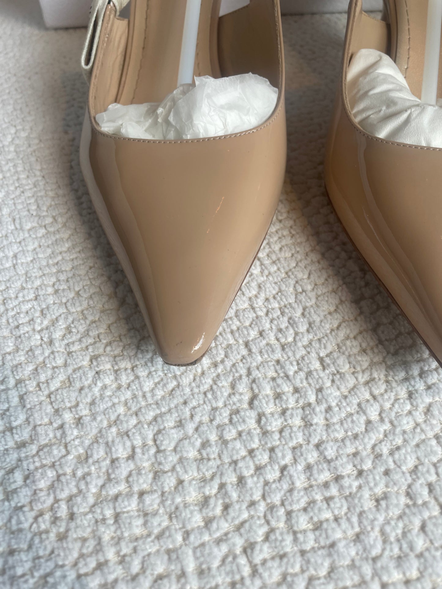 Dior - J’Adior slingback pump - Nude patentlæder - 38