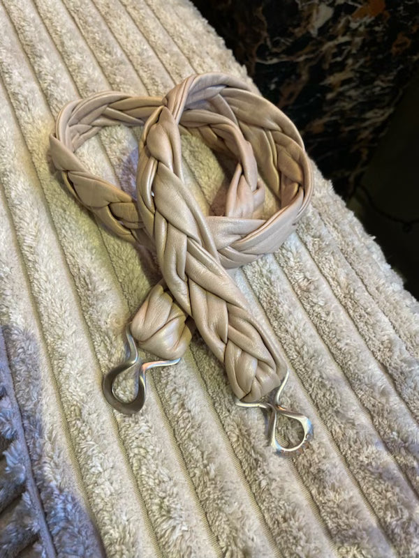 Chanel - Bælte - Flettet skind - dusty rose & sølv