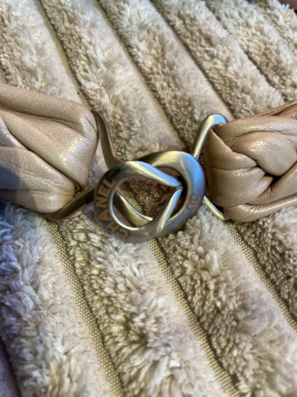 Chanel - Bælte - Flettet skind - dusty rose & sølv