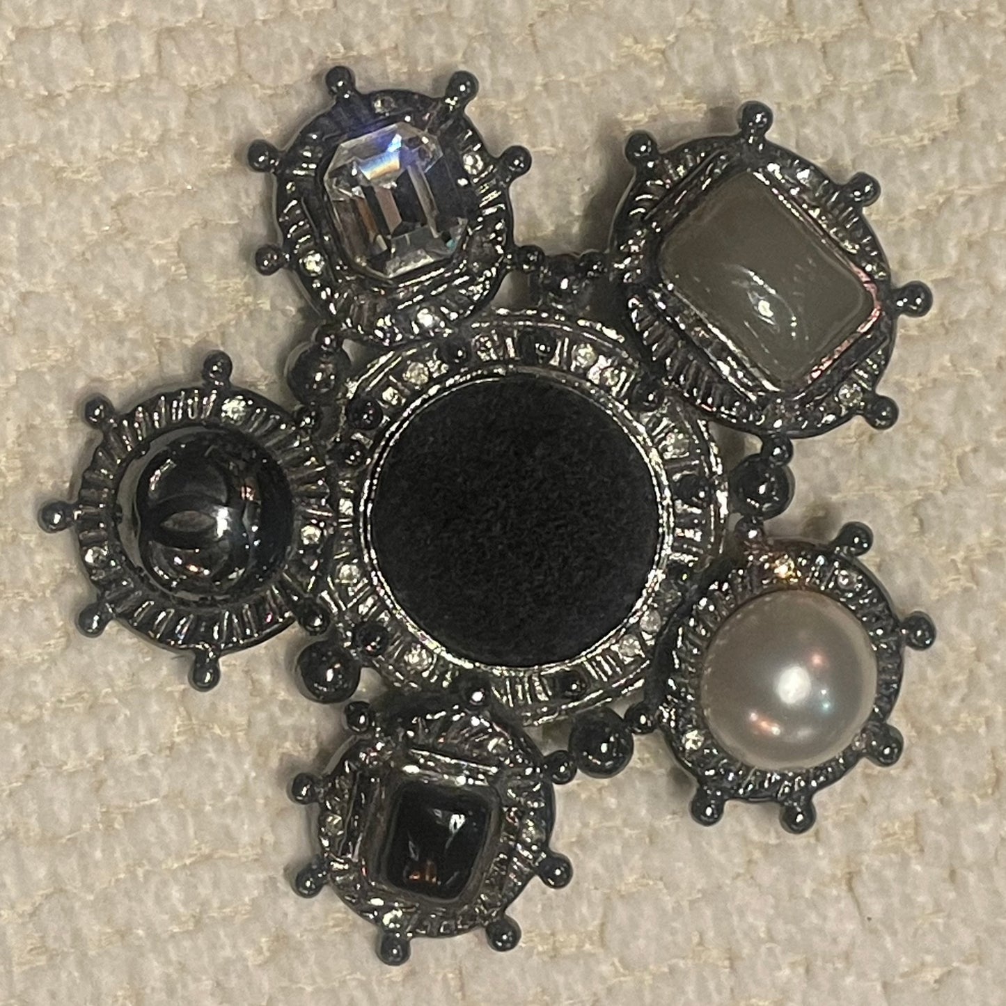 8 x 8 cm Broche - Chanel