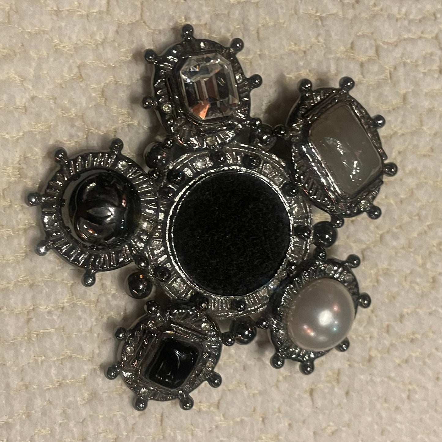 8 x 8 cm Broche - Chanel