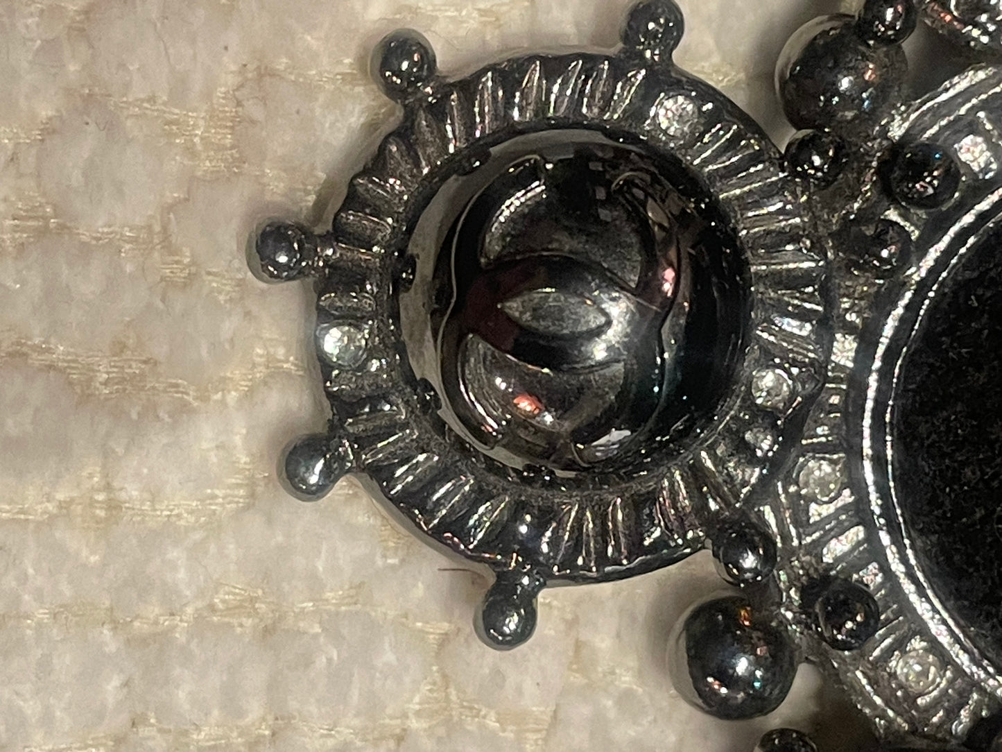 8 x 8 cm Broche - Chanel