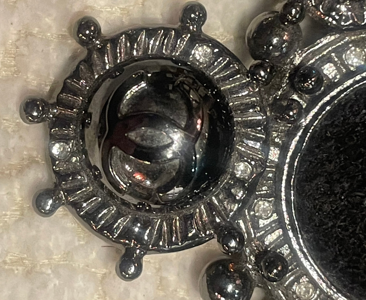 8 x 8 cm Broche - Chanel