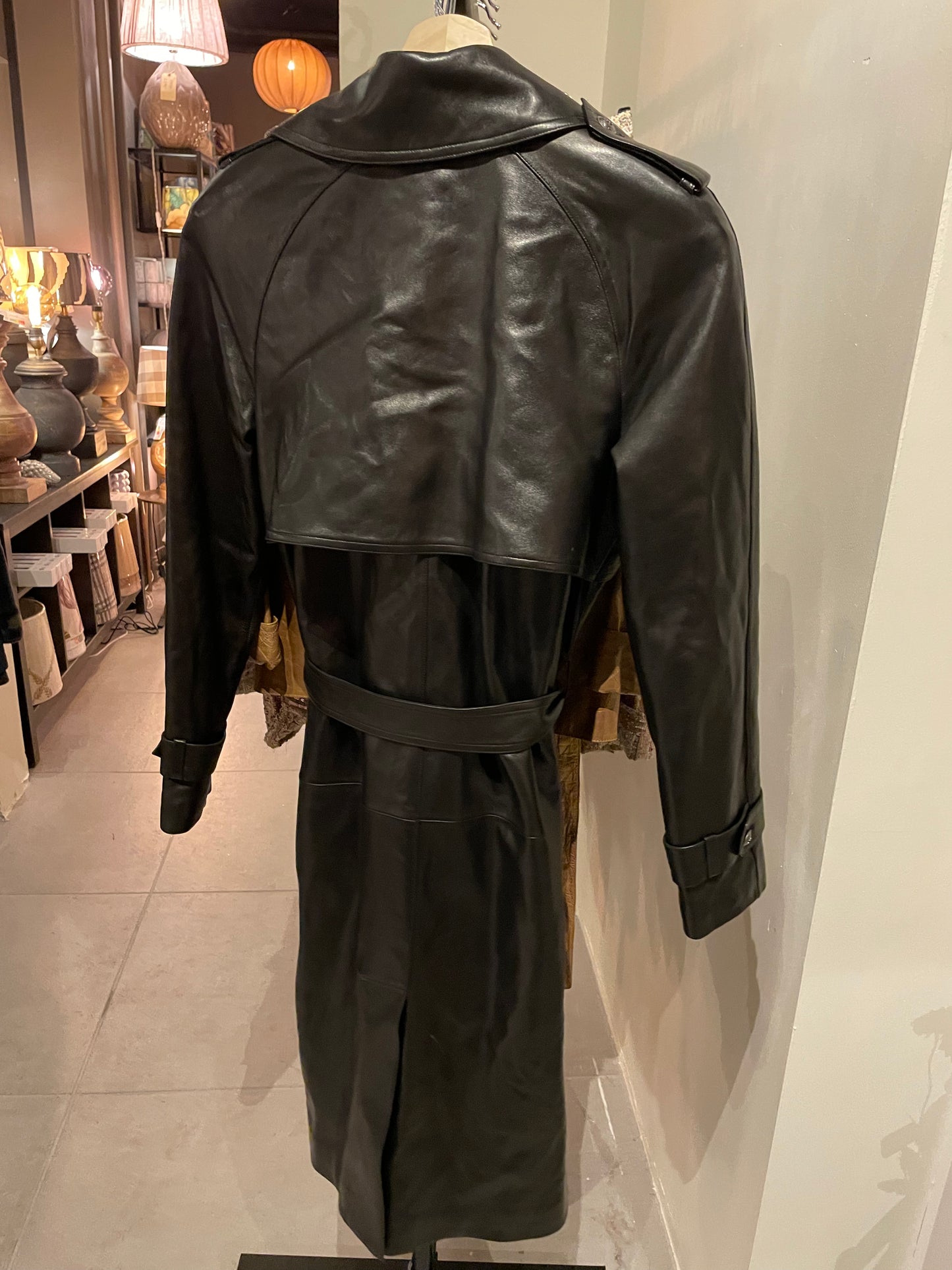 Chanel Trenchcoat i sort lammeskind - Chanel