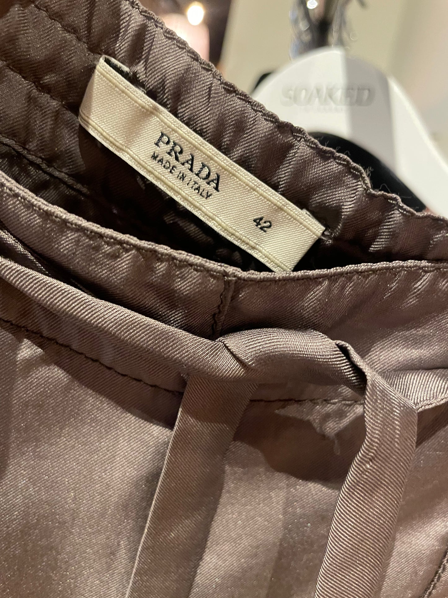 Prada - silke nederdel - Str. M&L