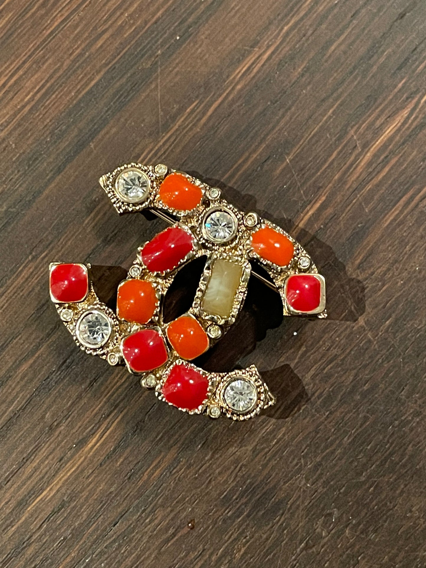 Broche - Chanel - CC logo