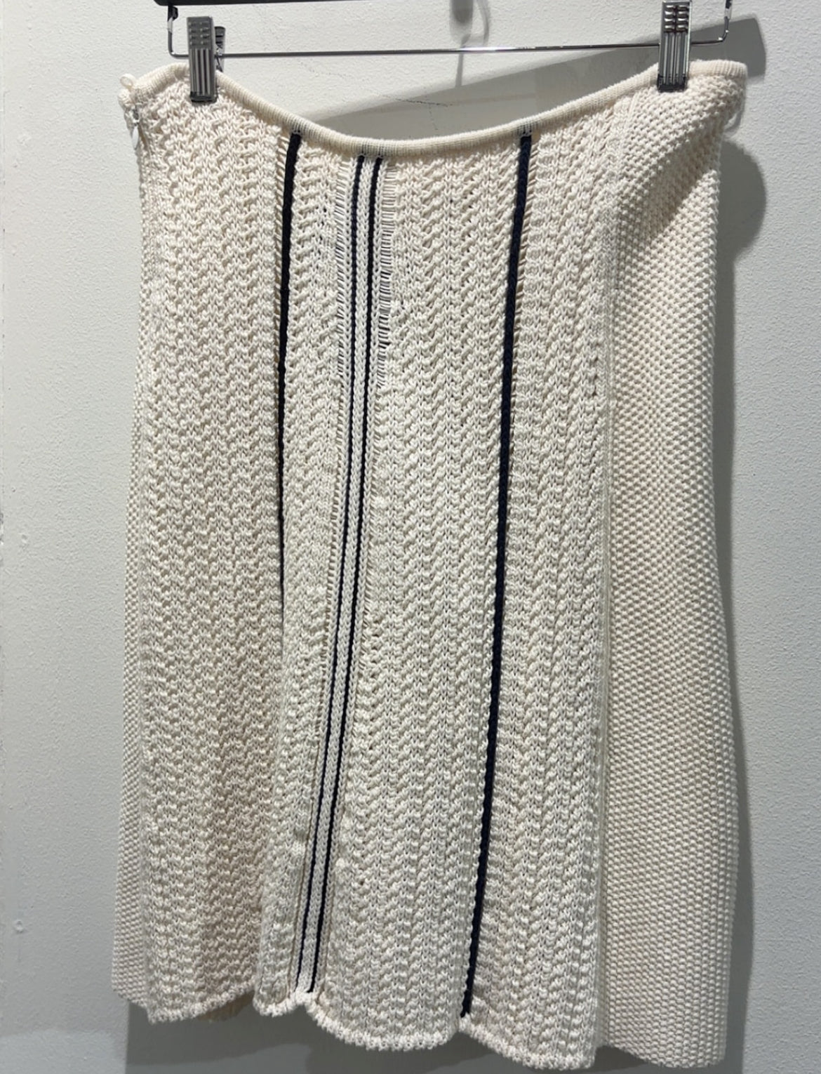 Chanel Skirt – Knitted Cotton in White & Navy - EU 38