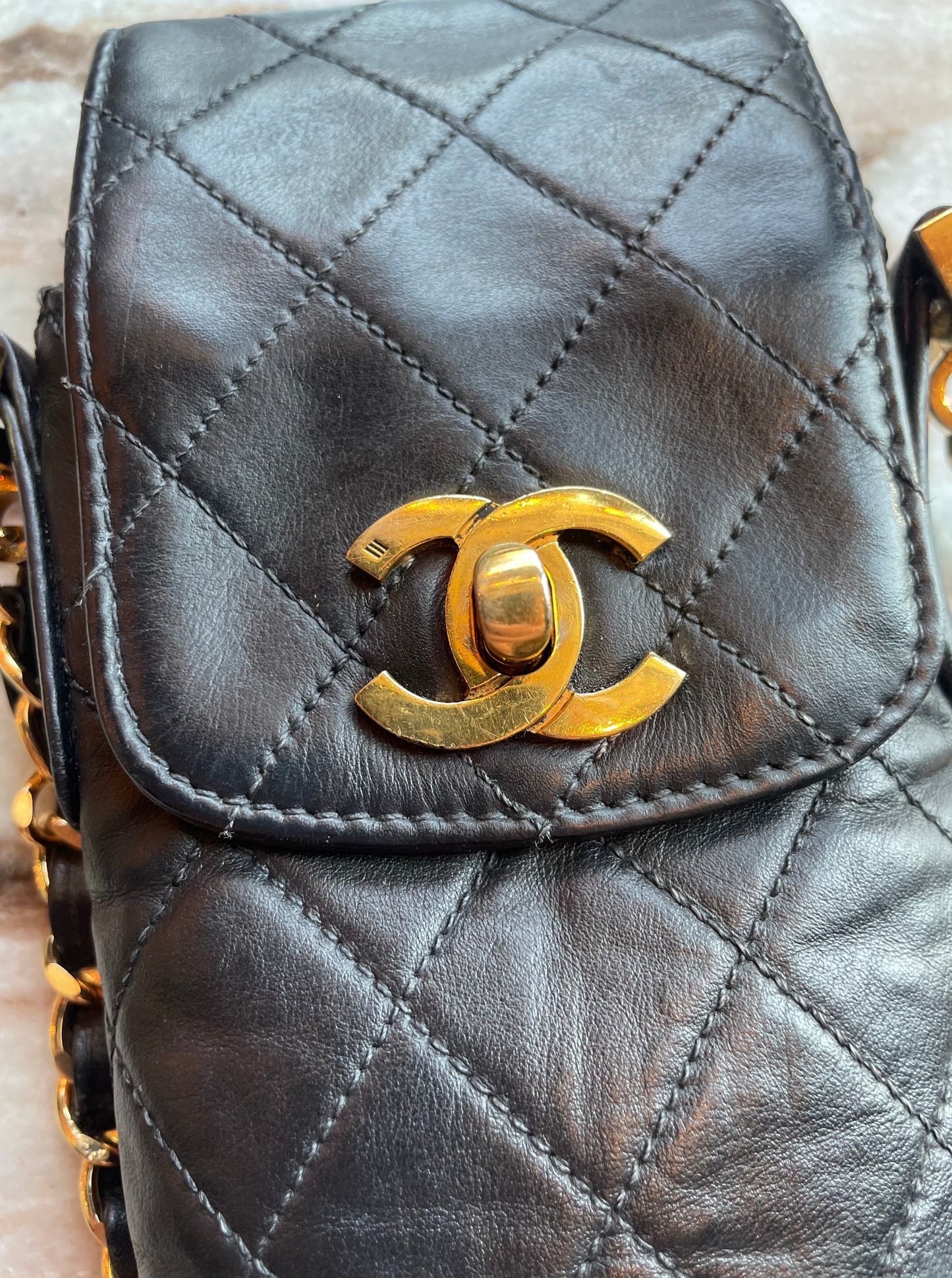 Chanel - cross over mini - sort