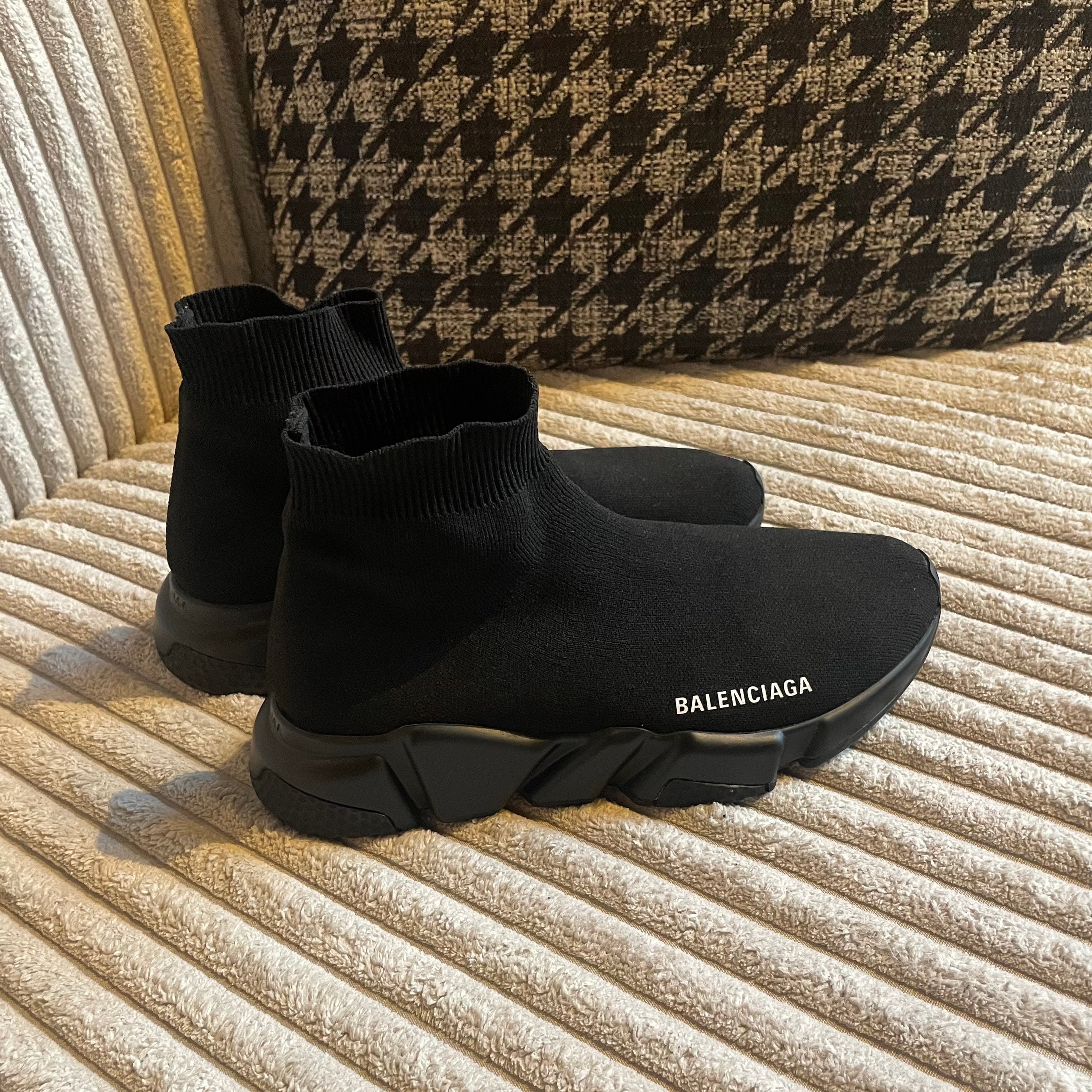 Balenciaga Speed Runners 38 Coco Vintage Cph