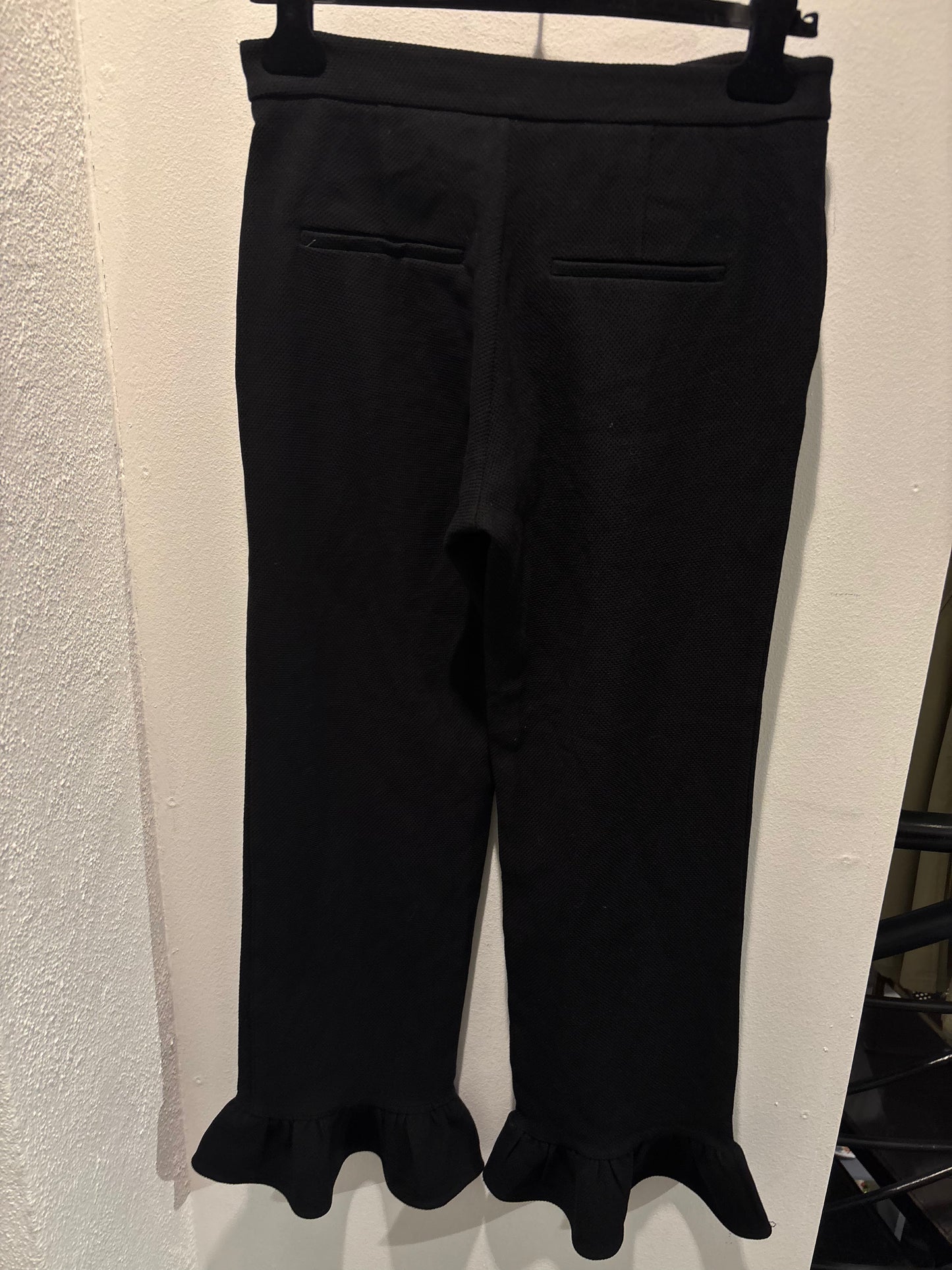 Designers Remix - Tweed Pants - Black w. ruffles - Medinas Wardrobe